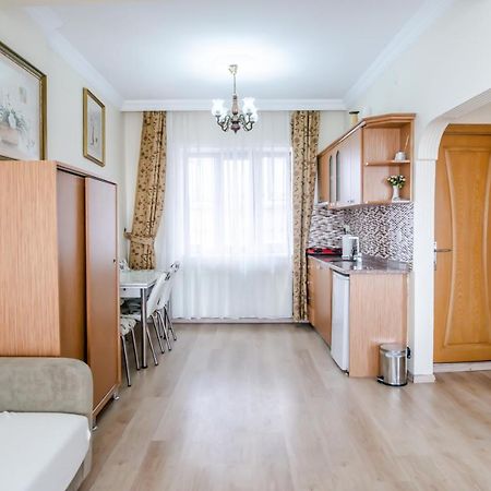 Camelot Apartment อิสตันบูล ภายนอก รูปภาพ