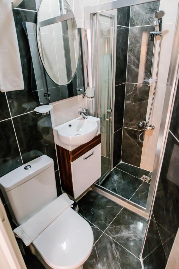 Camelot Apartment อิสตันบูล ภายนอก รูปภาพ