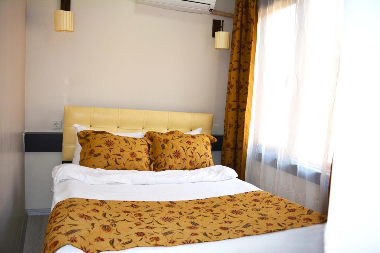 Camelot Apartment อิสตันบูล ภายนอก รูปภาพ