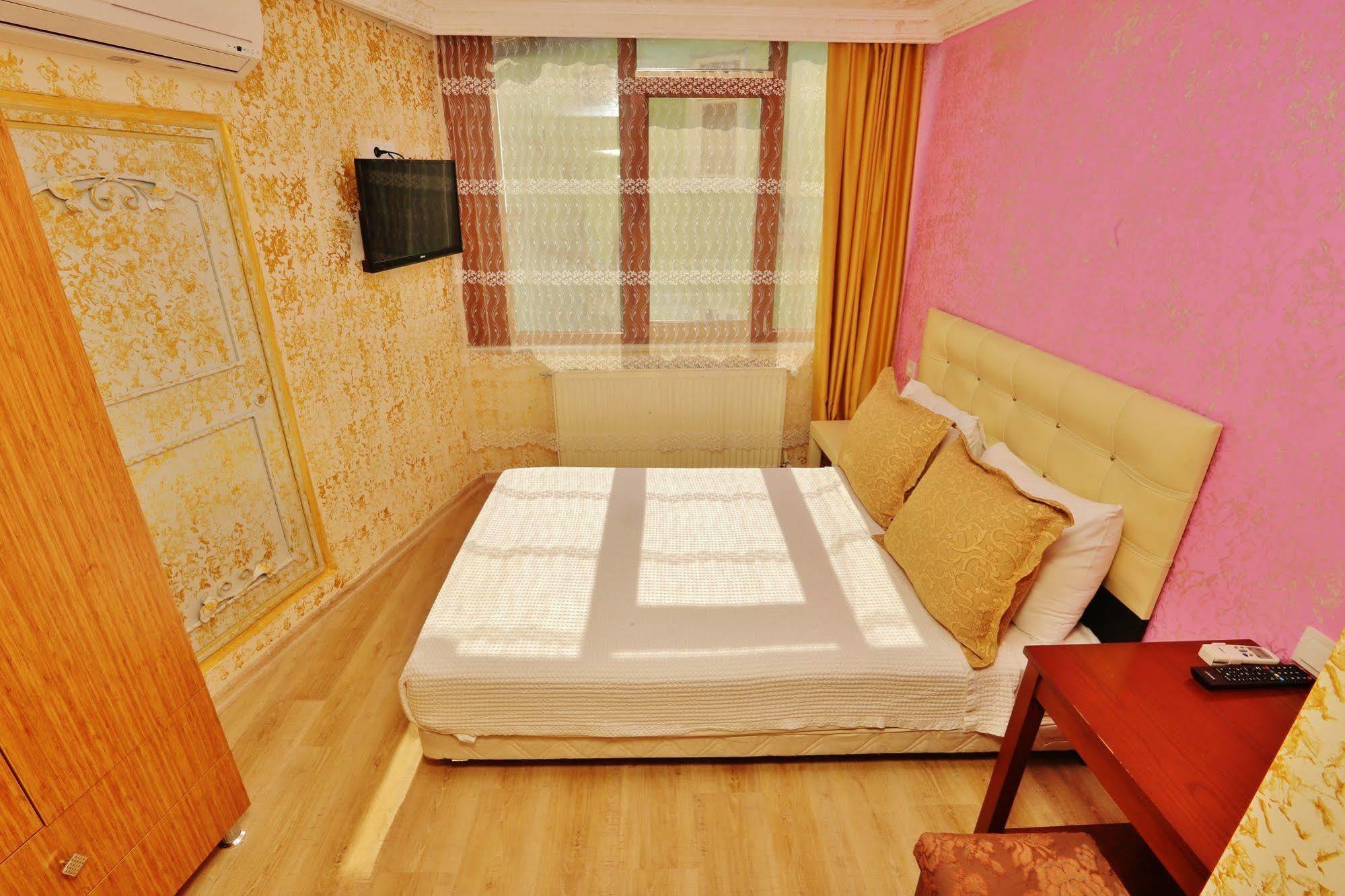 Camelot Apartment อิสตันบูล ภายนอก รูปภาพ